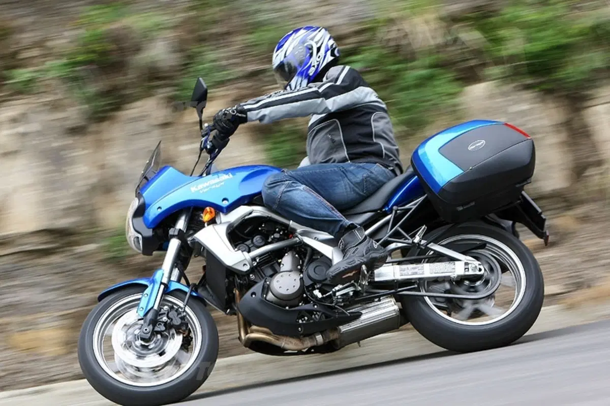 KAWASAKI VERSYS 650 (16)