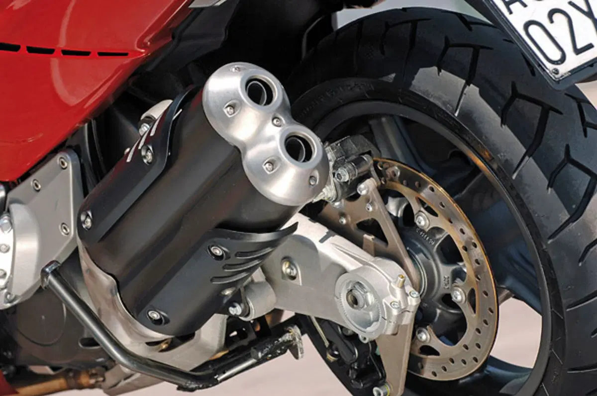 GILERA GP 800 (7)