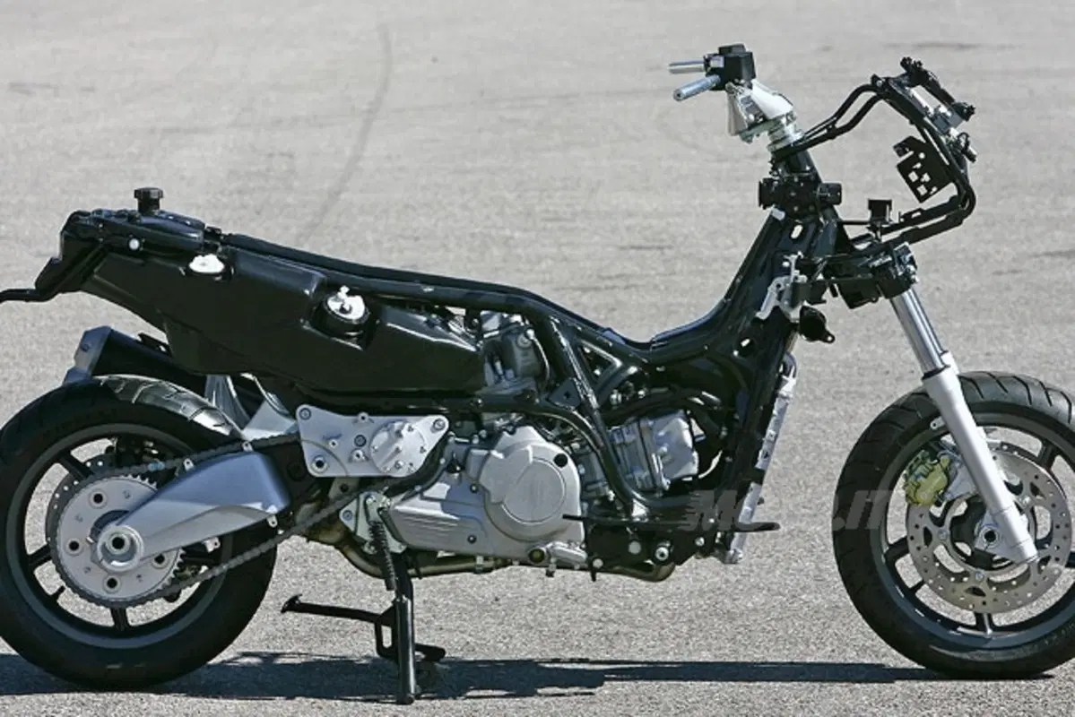 GILERA GP 800 (11)