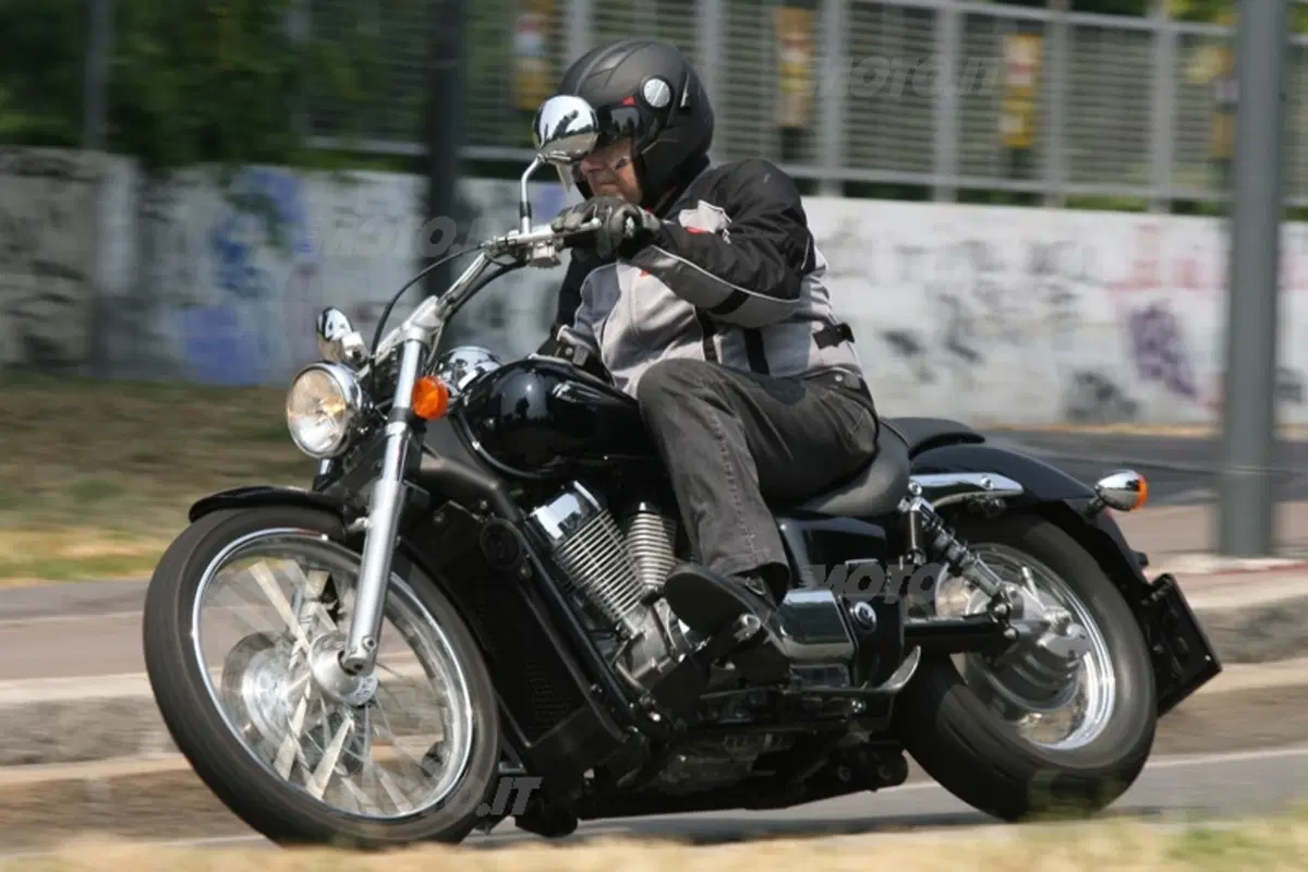 HONDA VT 750 Shadow Spirit (11)