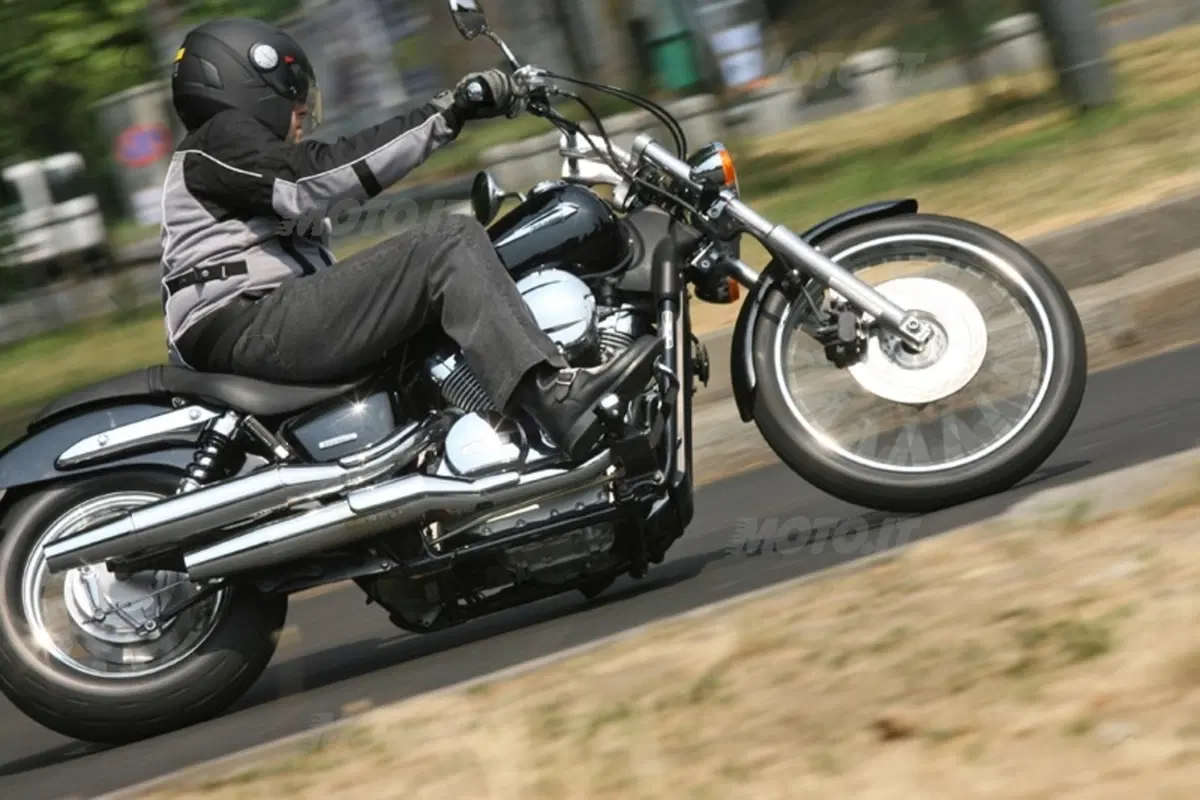 HONDA VT 750 Shadow Spirit (13)