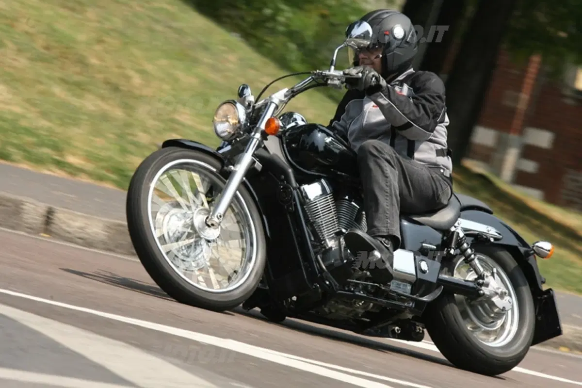 HONDA VT 750 Shadow Spirit (14)