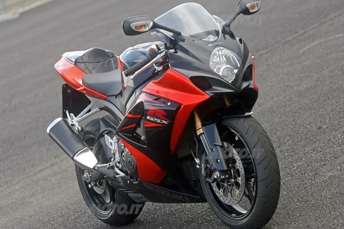 SUZUKI GSX-R 1000 (2)