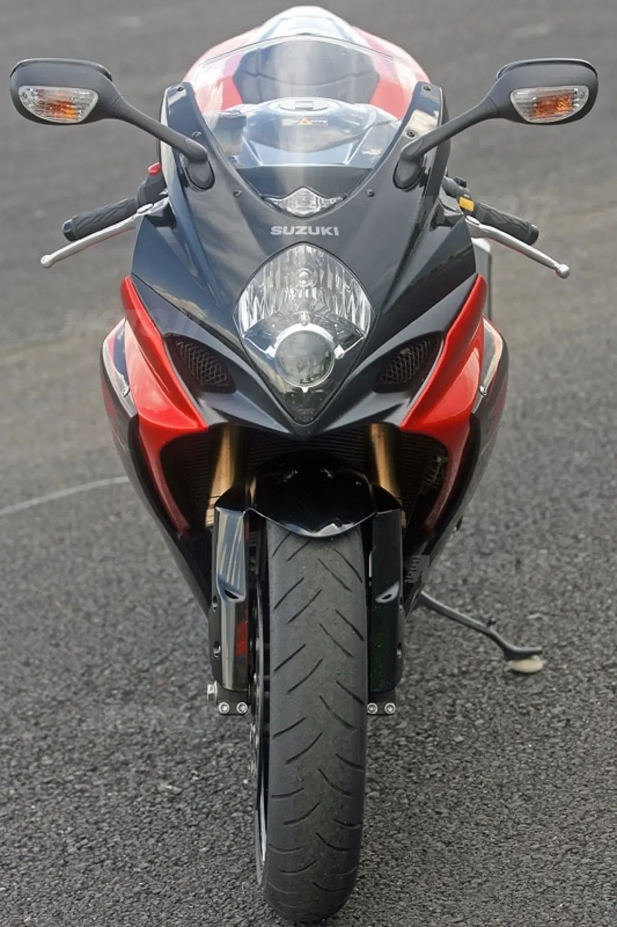 SUZUKI GSX-R 1000 (4)