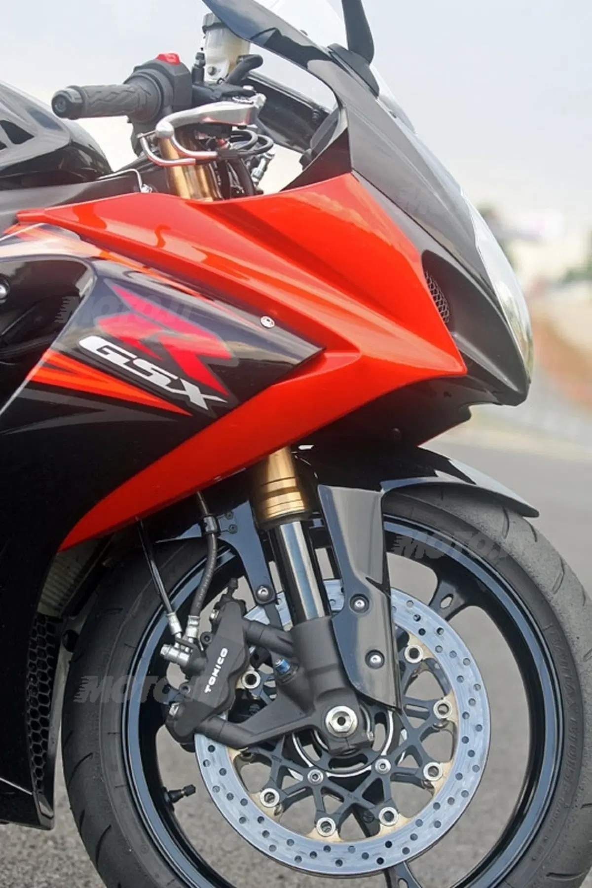 SUZUKI GSX-R 1000 (6)