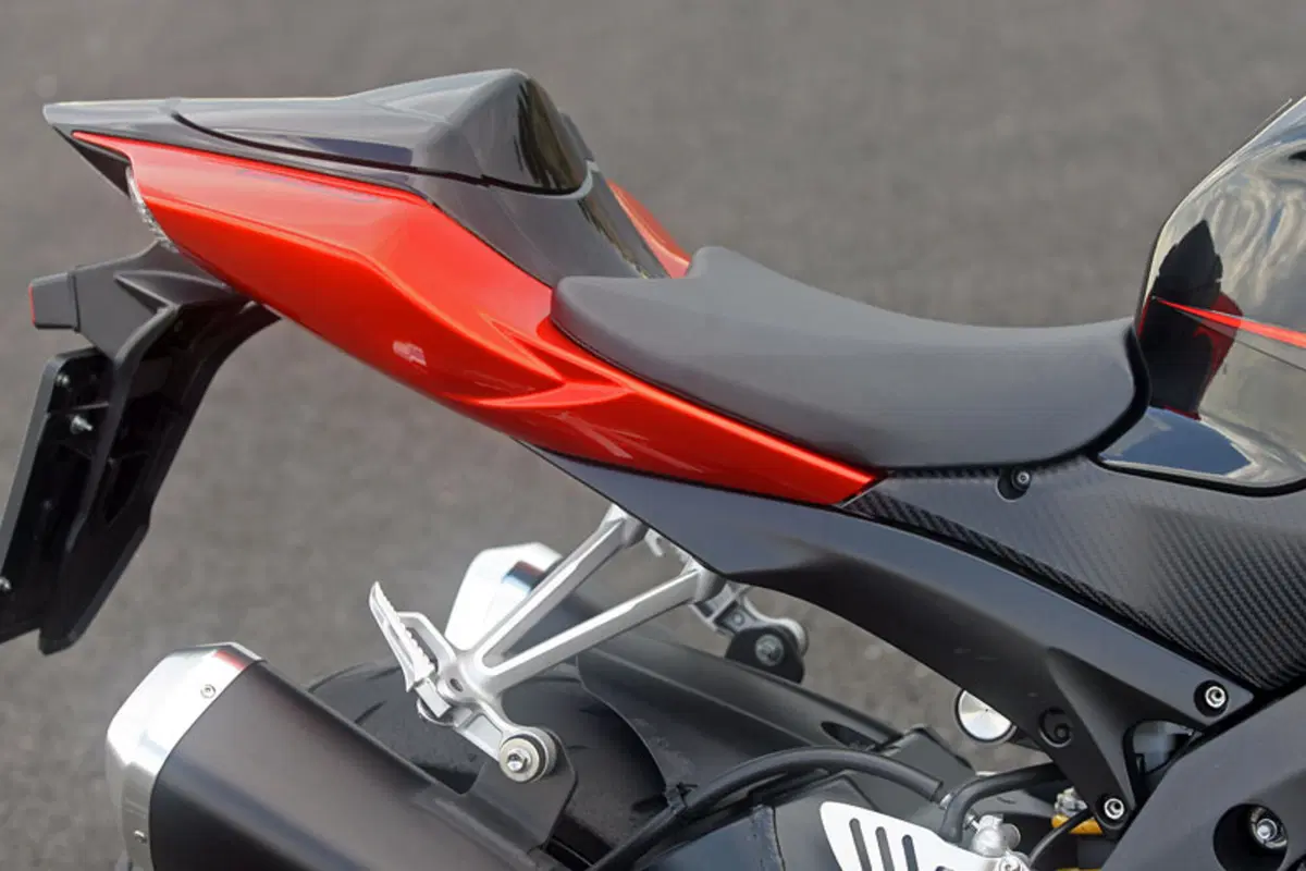 SUZUKI GSX-R 1000 (7)