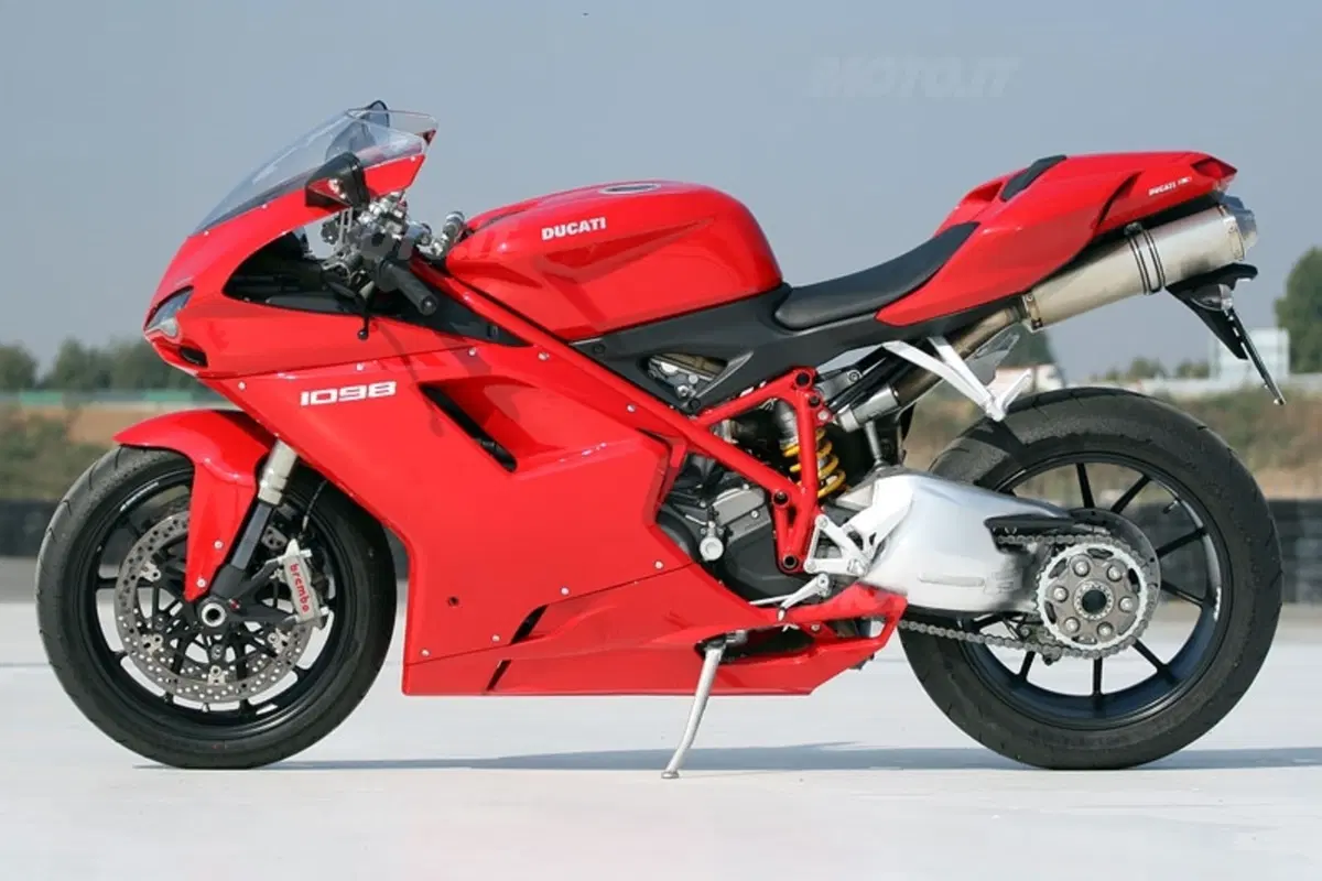 DUCATI 1098 (2)
