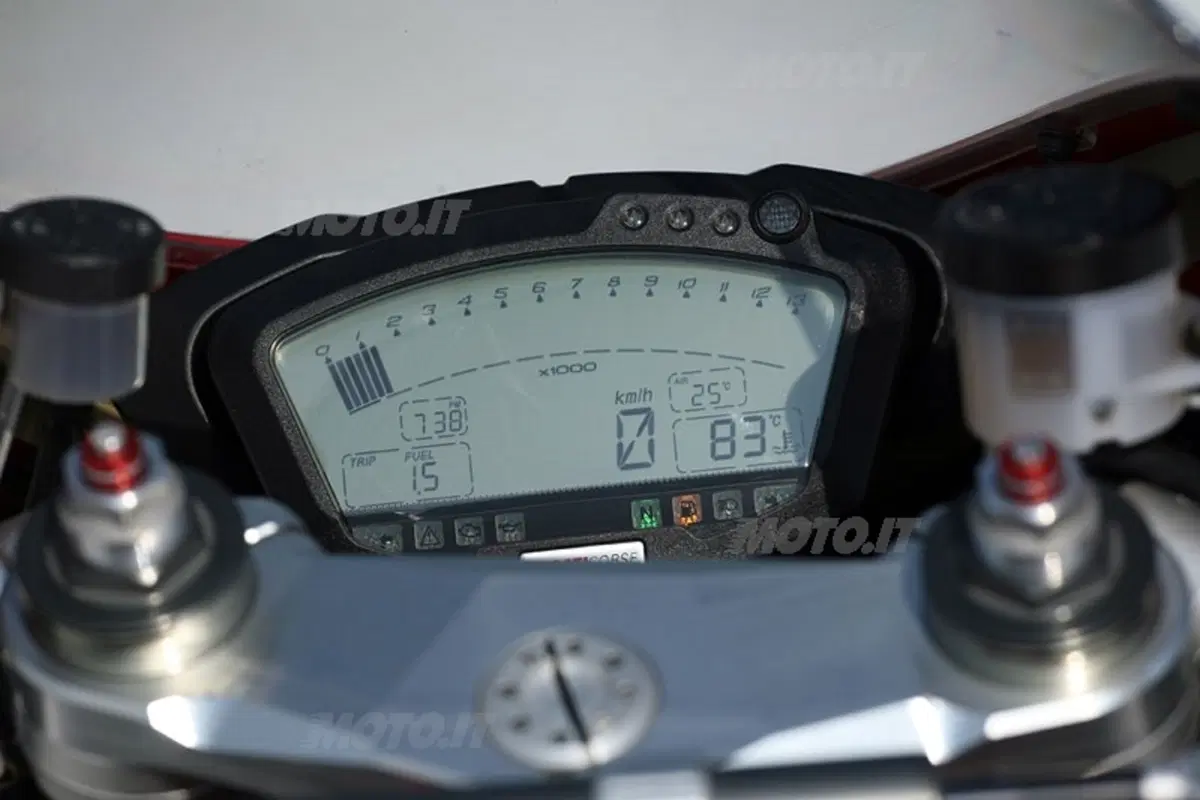DUCATI 1098 (5)