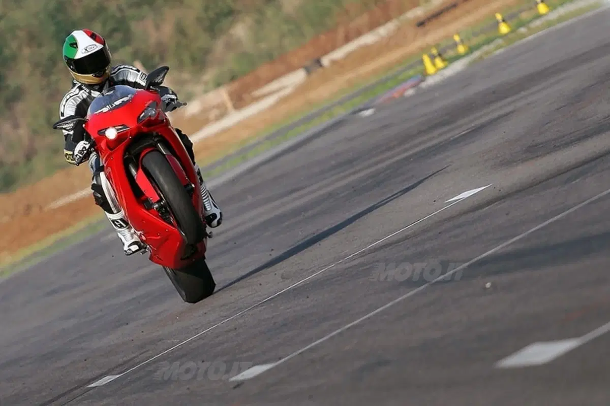 DUCATI 1098 (13)