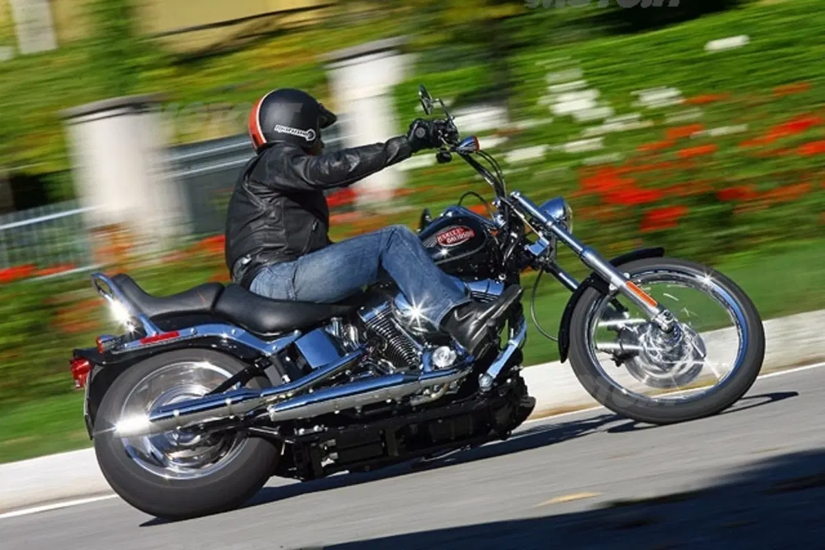 HARLEY DAVIDSON Gamma 2007 (15)