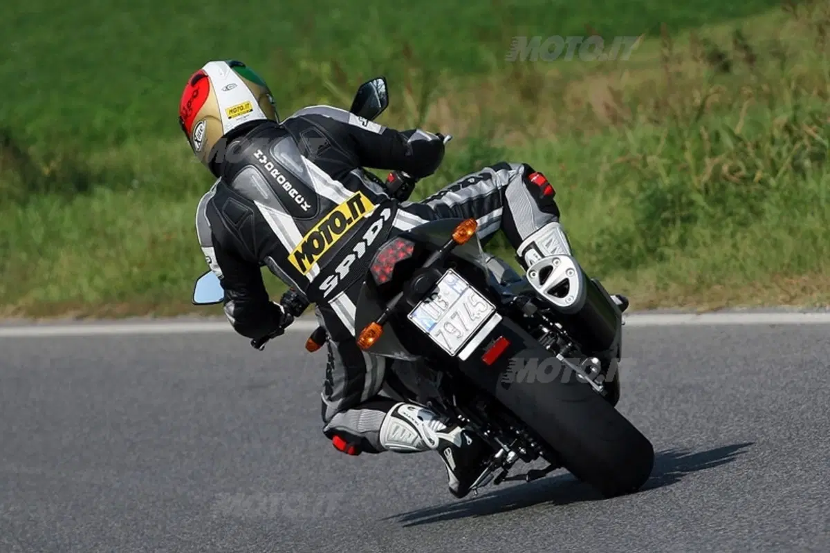 KAWASAKI Z 750 (10)