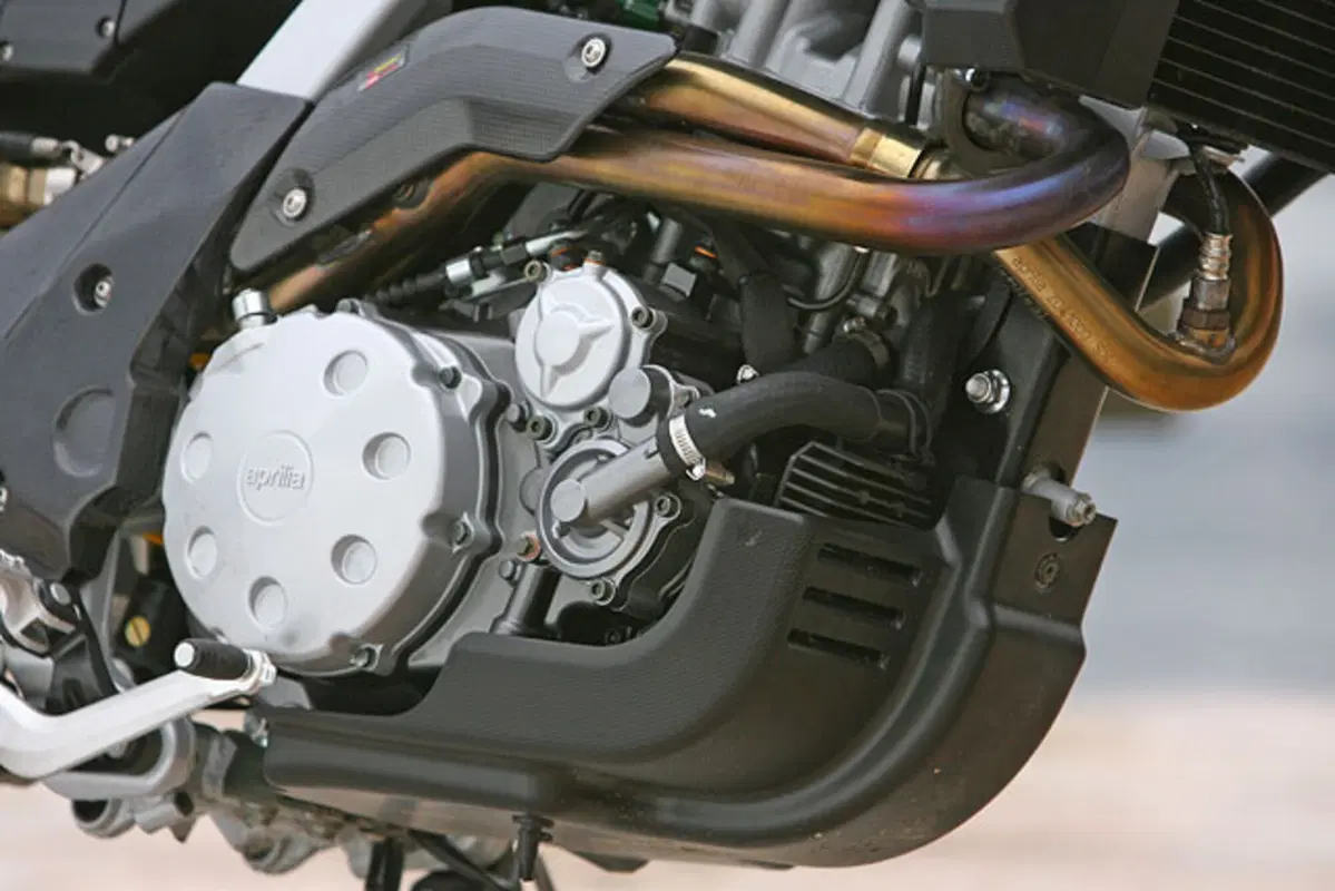 APRILIA Pegaso 650 Factory (7)