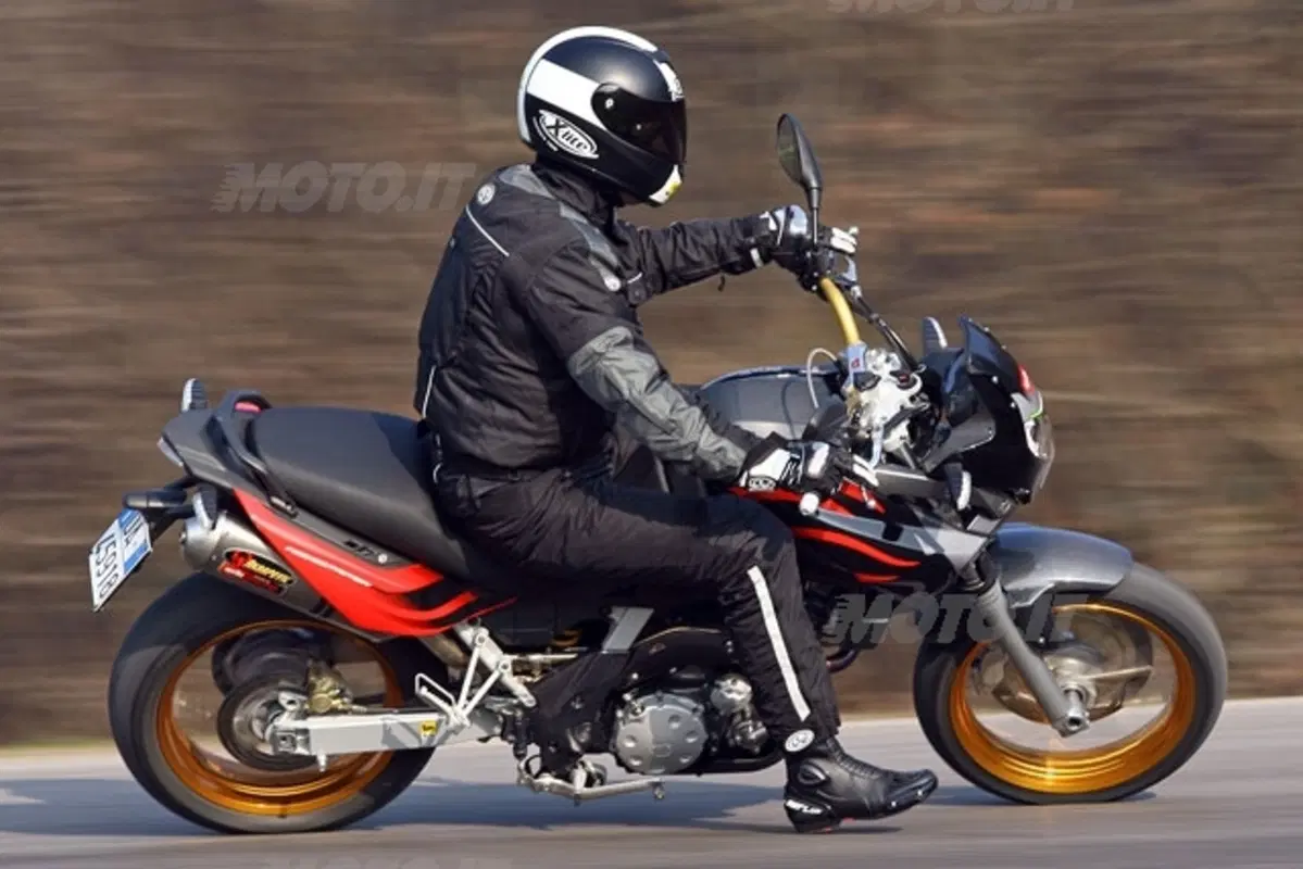 APRILIA Pegaso 650 Factory (17)