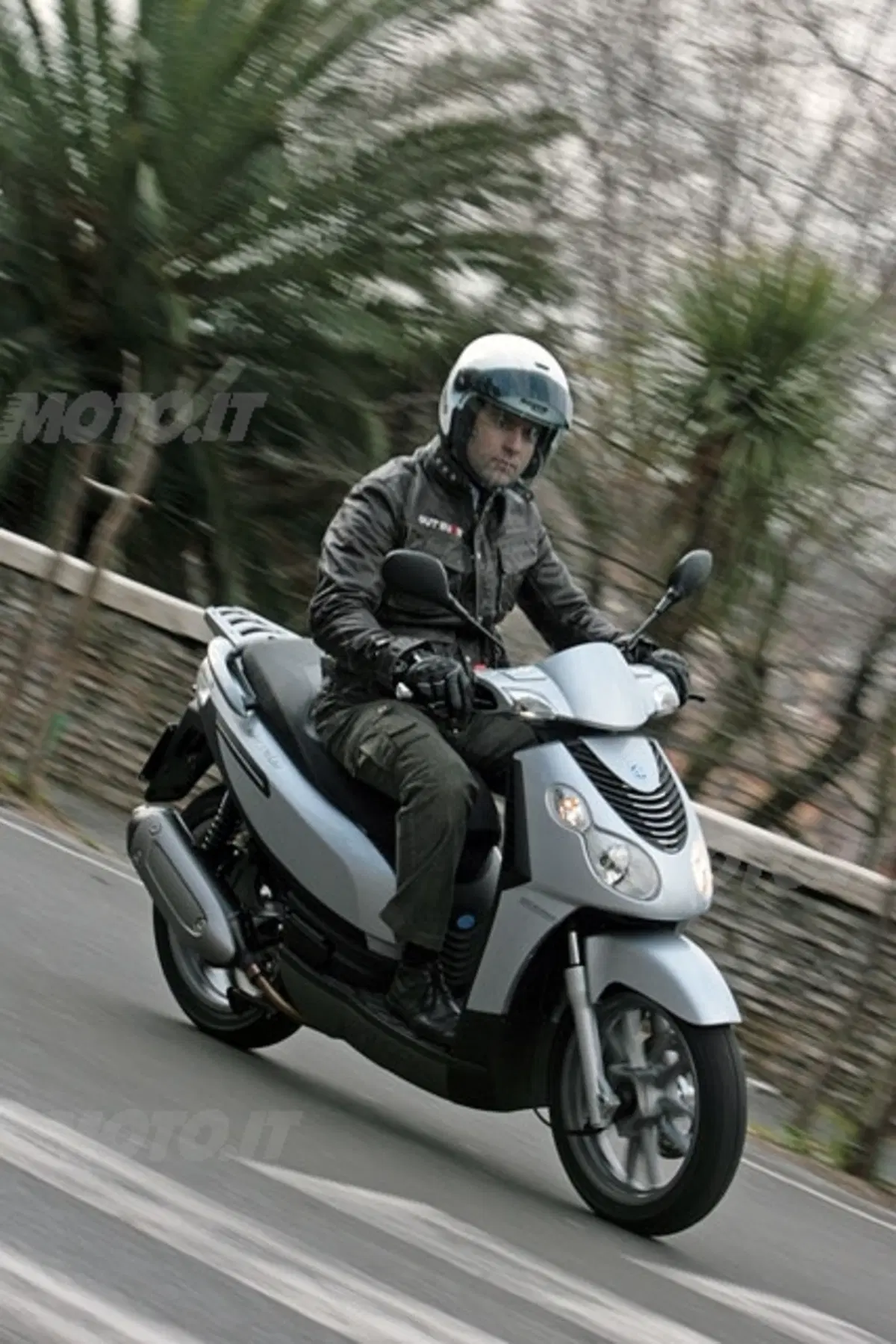 PIAGGIO Carnaby 125/200 (16)