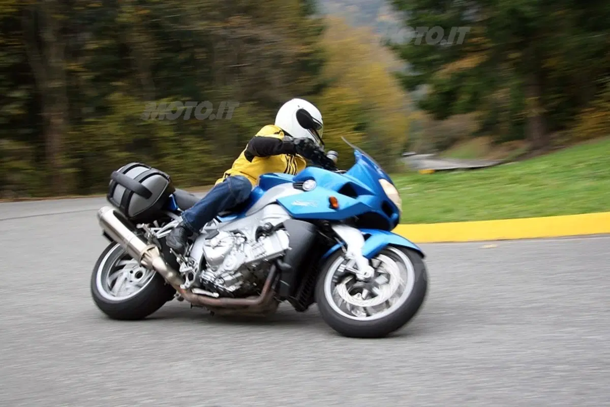 BMW K 1200R Sport (9)
