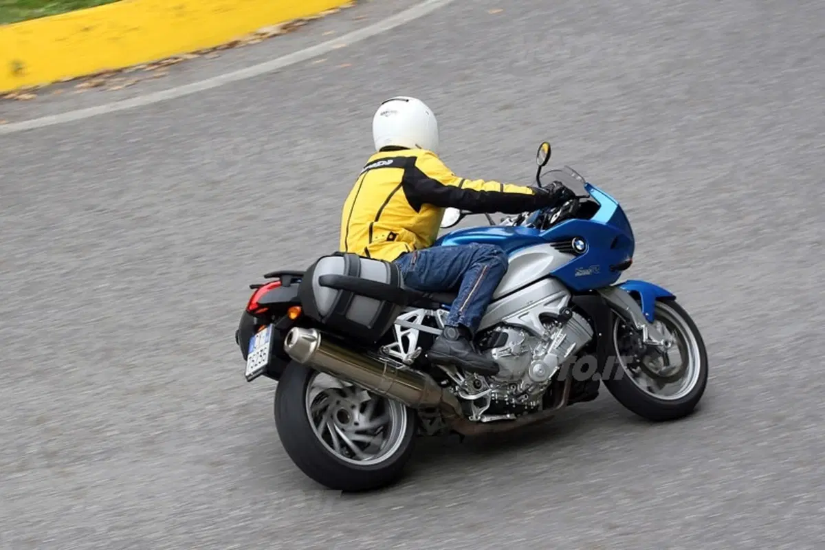 BMW K 1200R Sport (10)