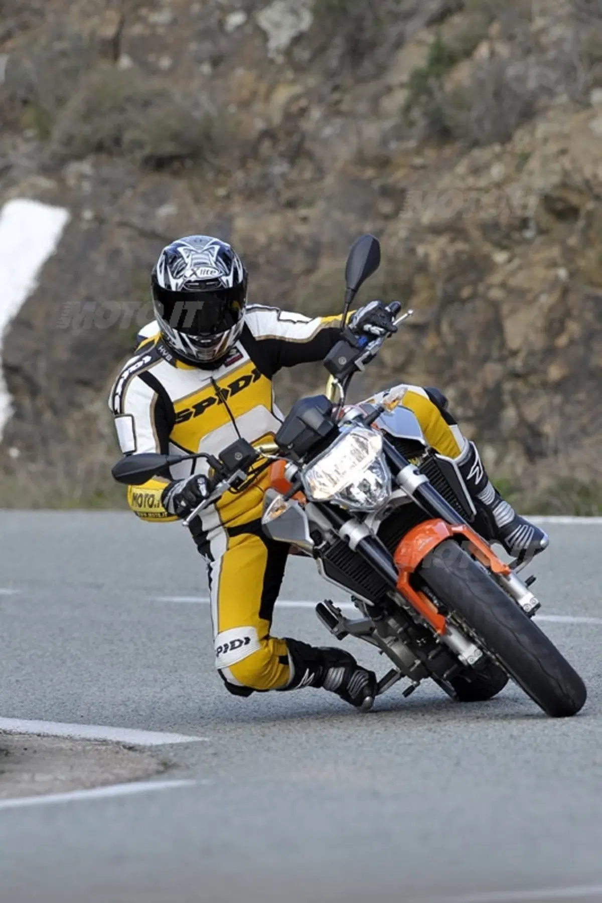 APRILIA Shiver (12)
