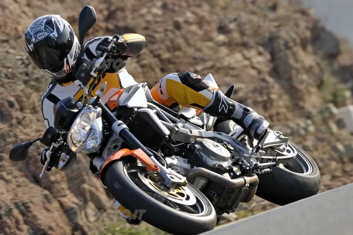 APRILIA Shiver (17)