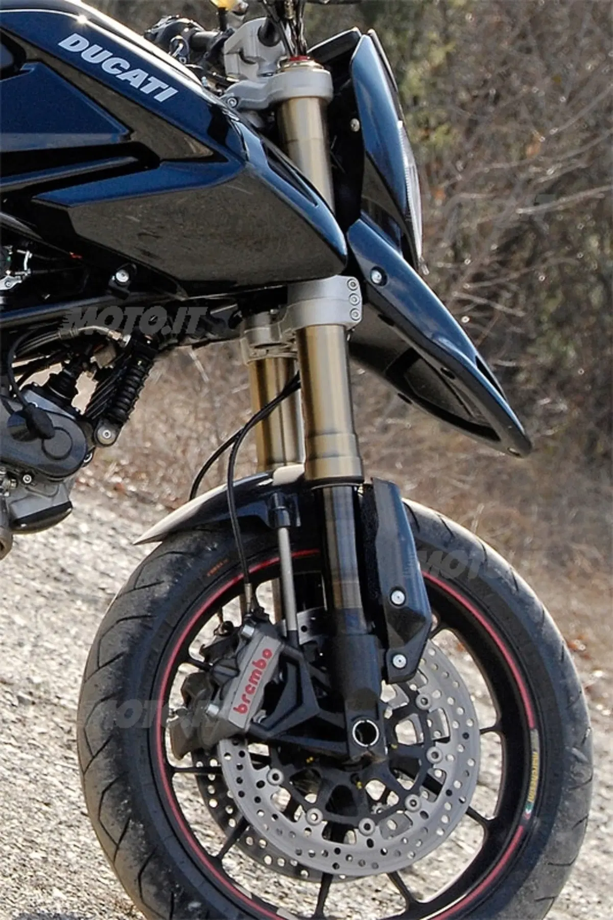 DUCATI  Hypermotard 1100 S (5)