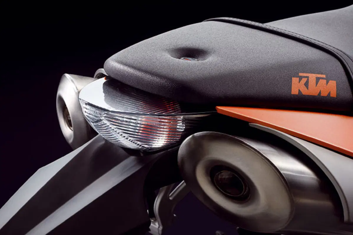 KTM 990 Super Duke (8)