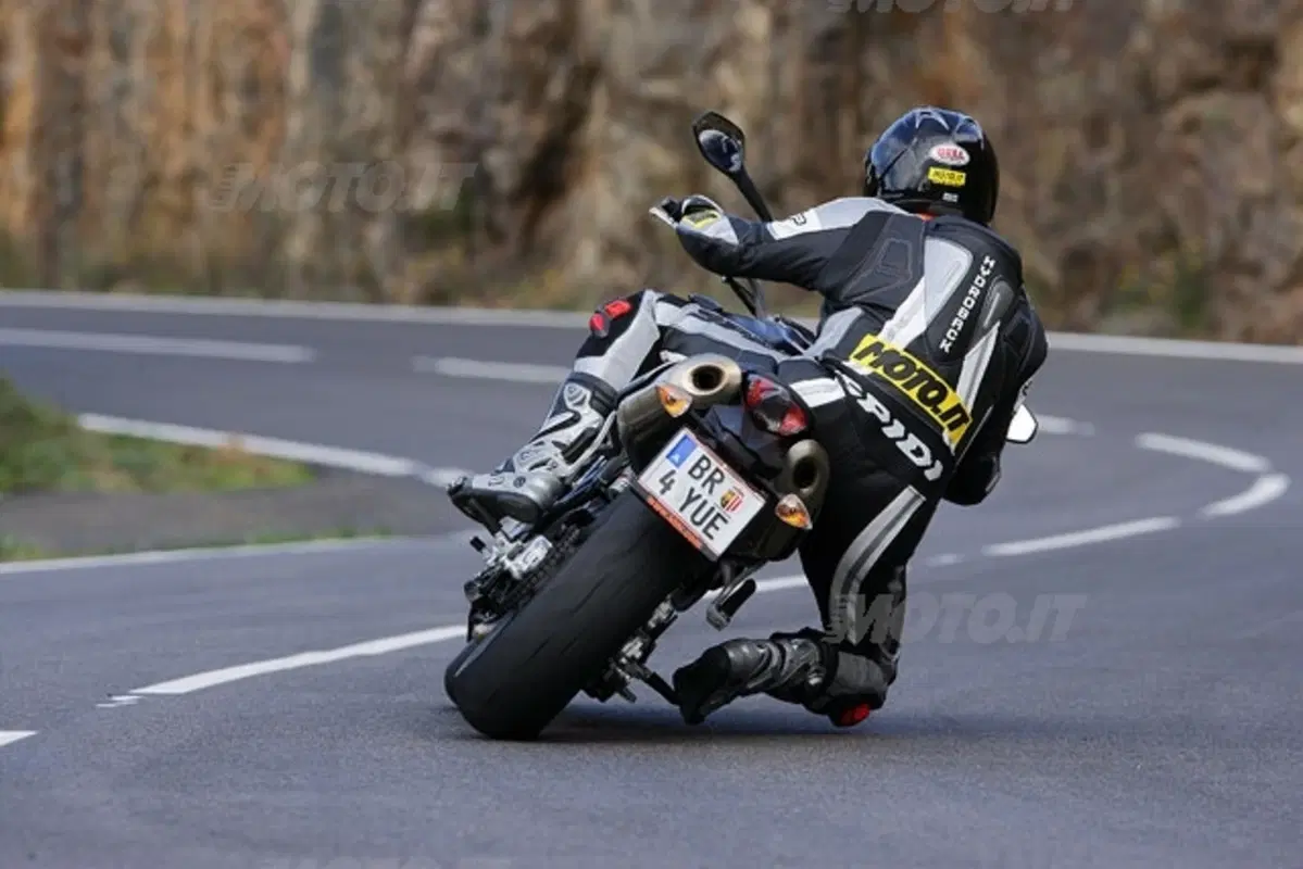 KTM 990 Super Duke (13)