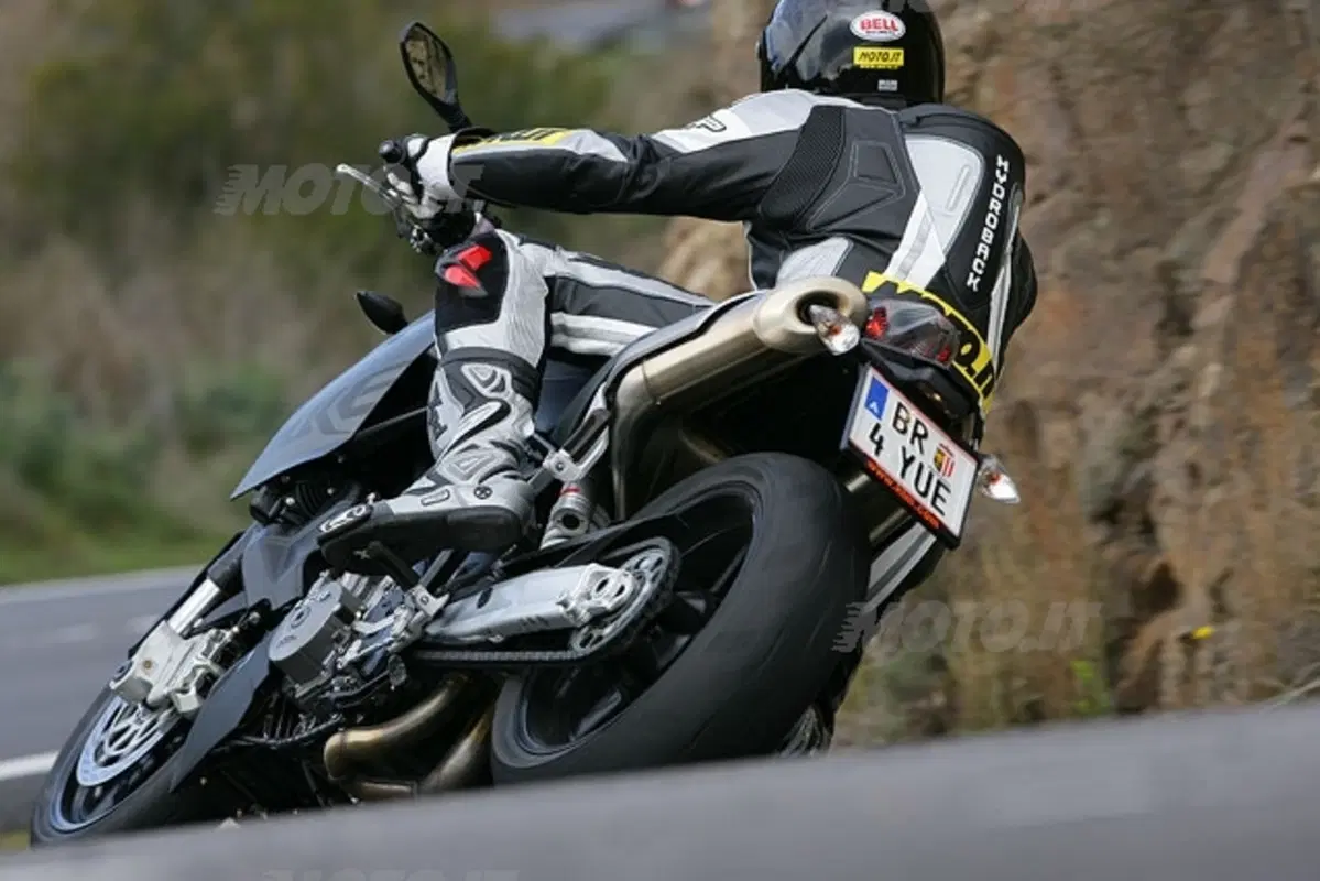 KTM 990 Super Duke (16)