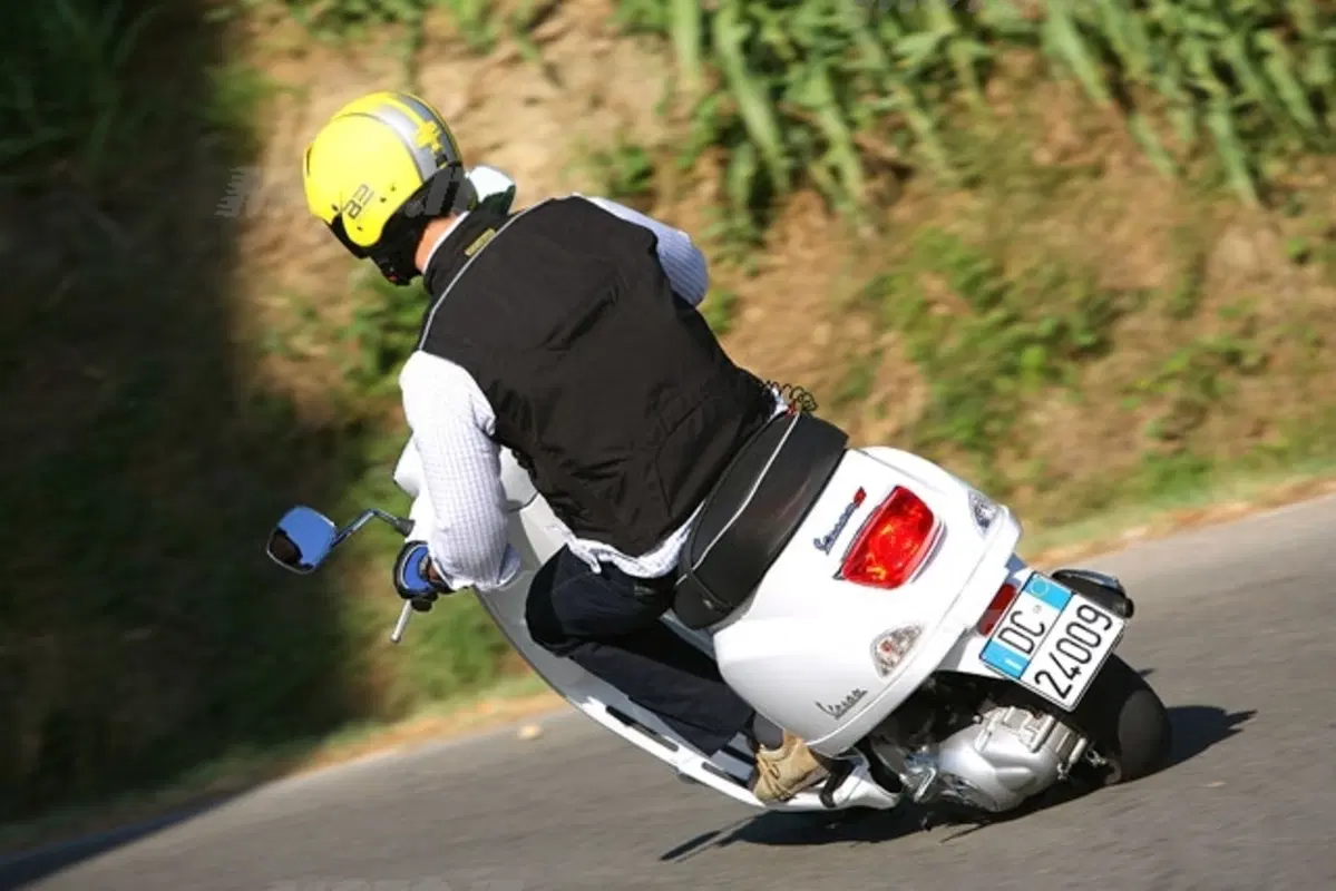 PIAGGIO Vespa S (15)