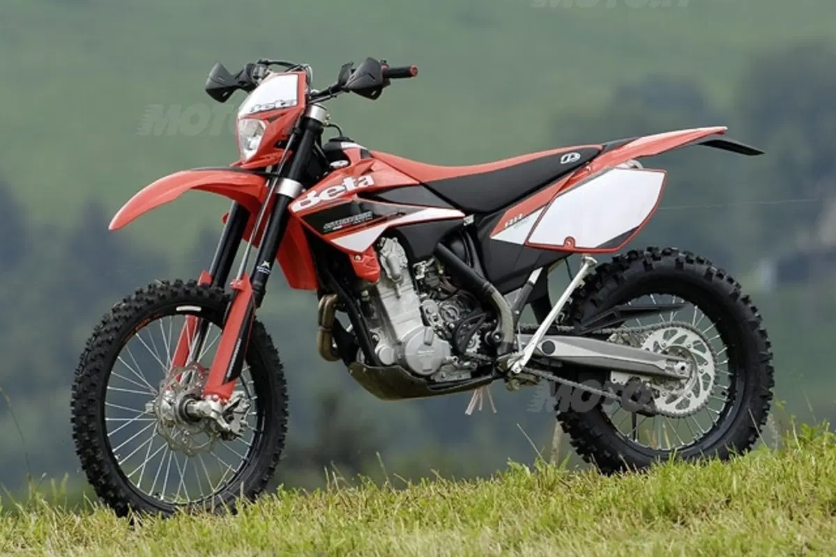 BETAMOTOR Enduro 2008 (2)