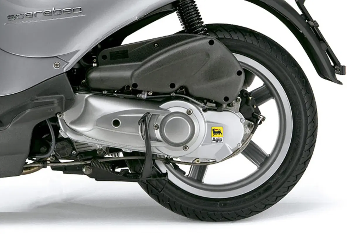 APRILIA Scarabeo 125 - 200 (7)