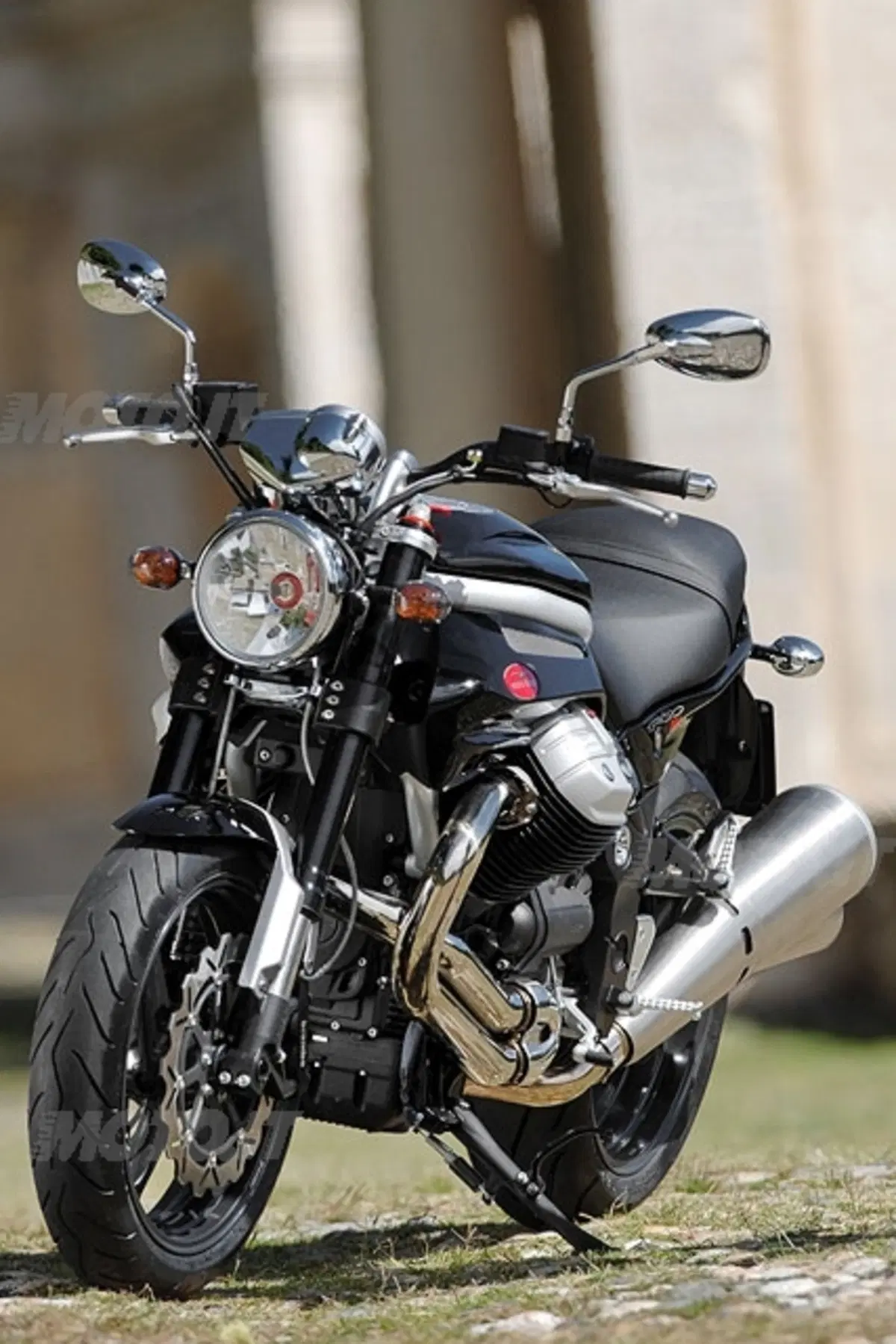 MOTO GUZZI Griso 8V (4)