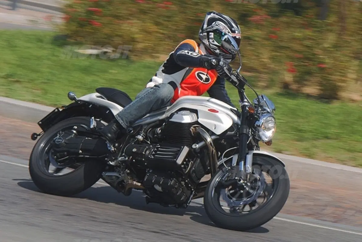 MOTO GUZZI Griso 8V (11)