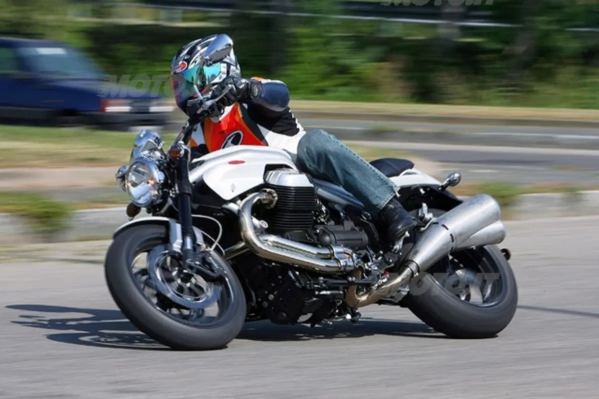 MOTO GUZZI Griso 8V (12)