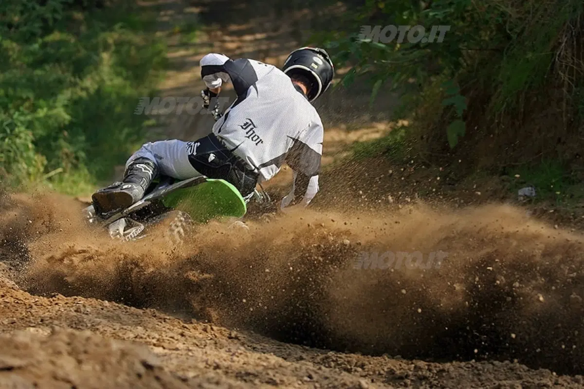KAWASAKI KL Cross  2008 (18)