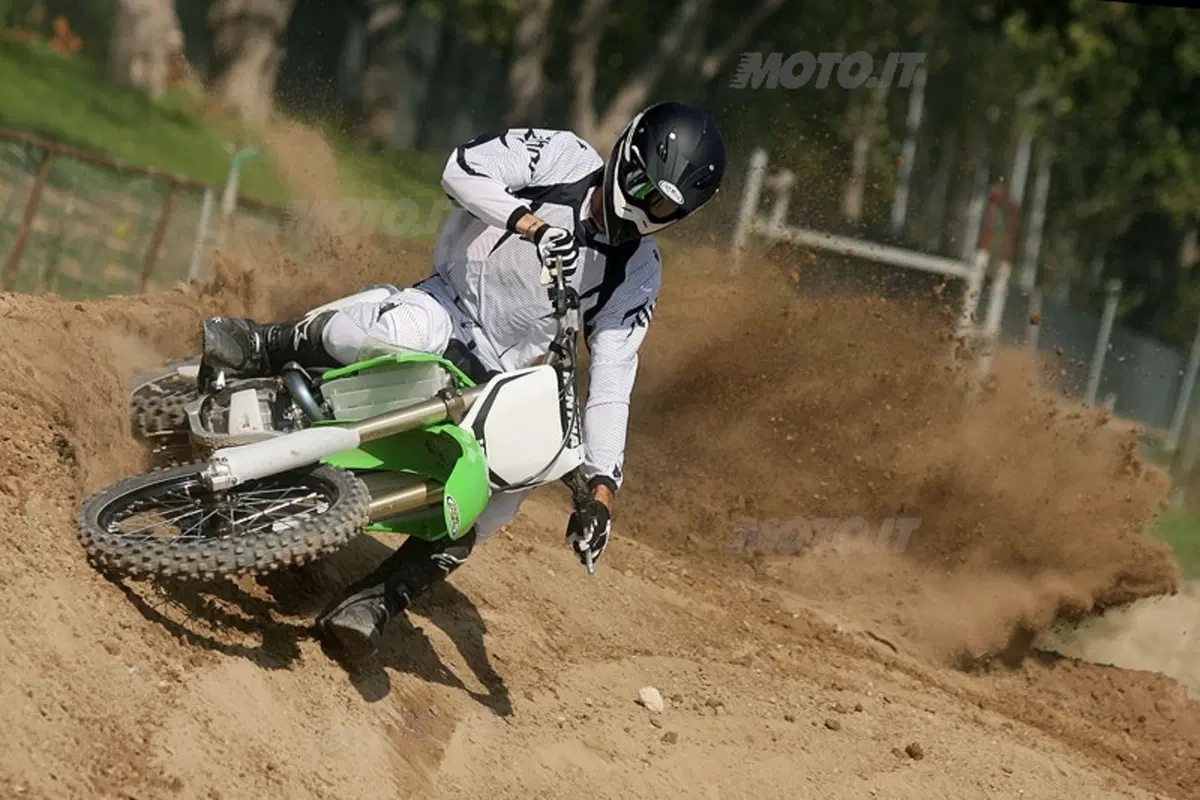 KAWASAKI KL Cross  2008 (19)