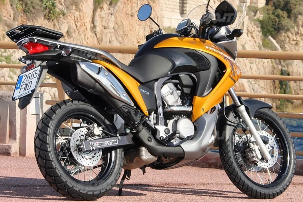 HONDA Transalp XL 700V  (3)