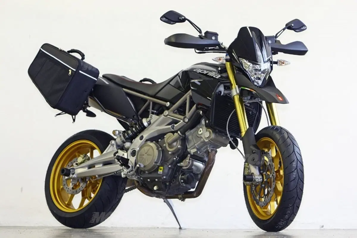 APRILIA  Dorsoduro SMV 750 (2)