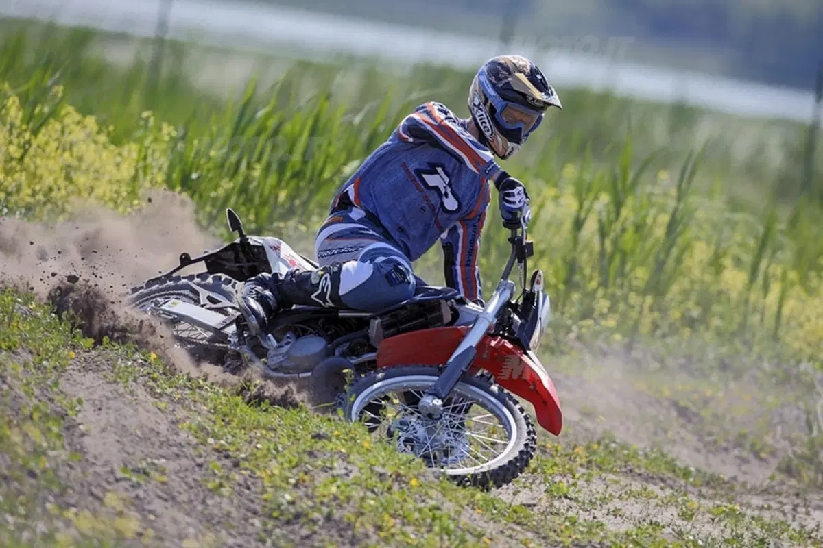 APRILIA RX 125 e SX 125 (11)