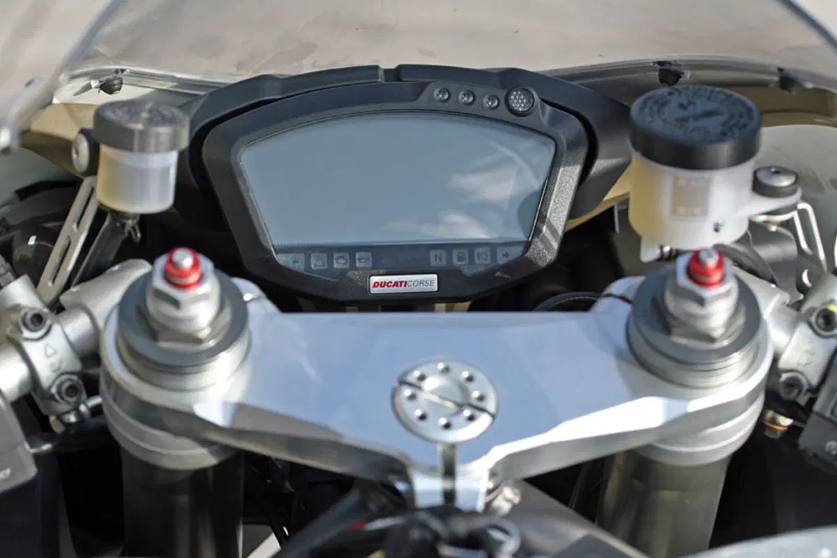 DUCATI 848 (8)