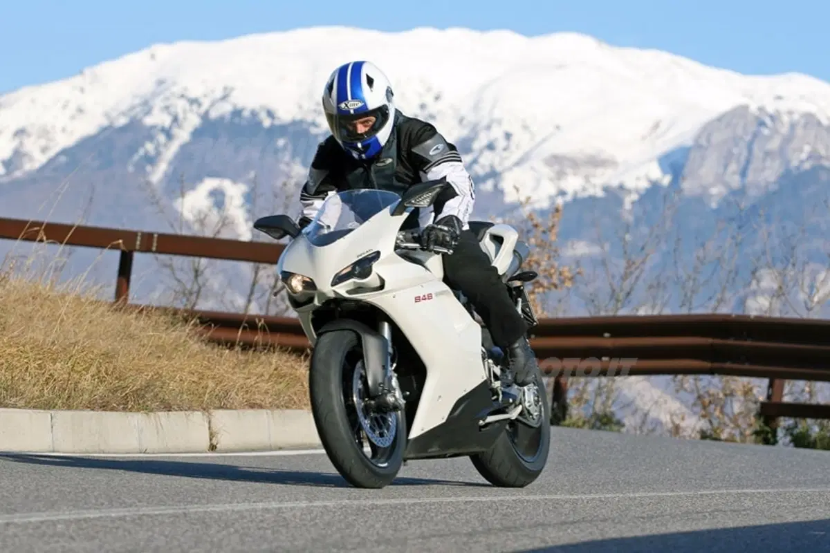 DUCATI 848 (14)