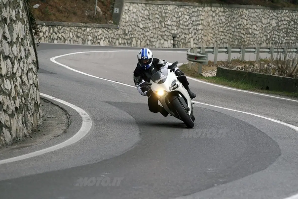 DUCATI 848 (20)