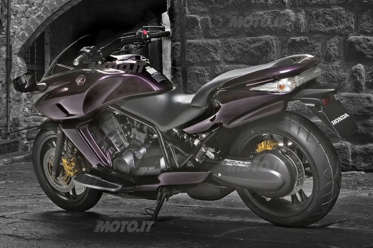 HONDA DN-01 (3)