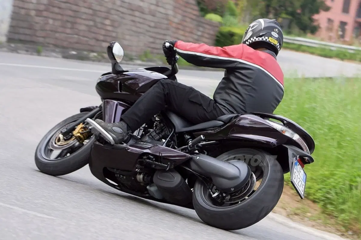 HONDA DN-01 (16)
