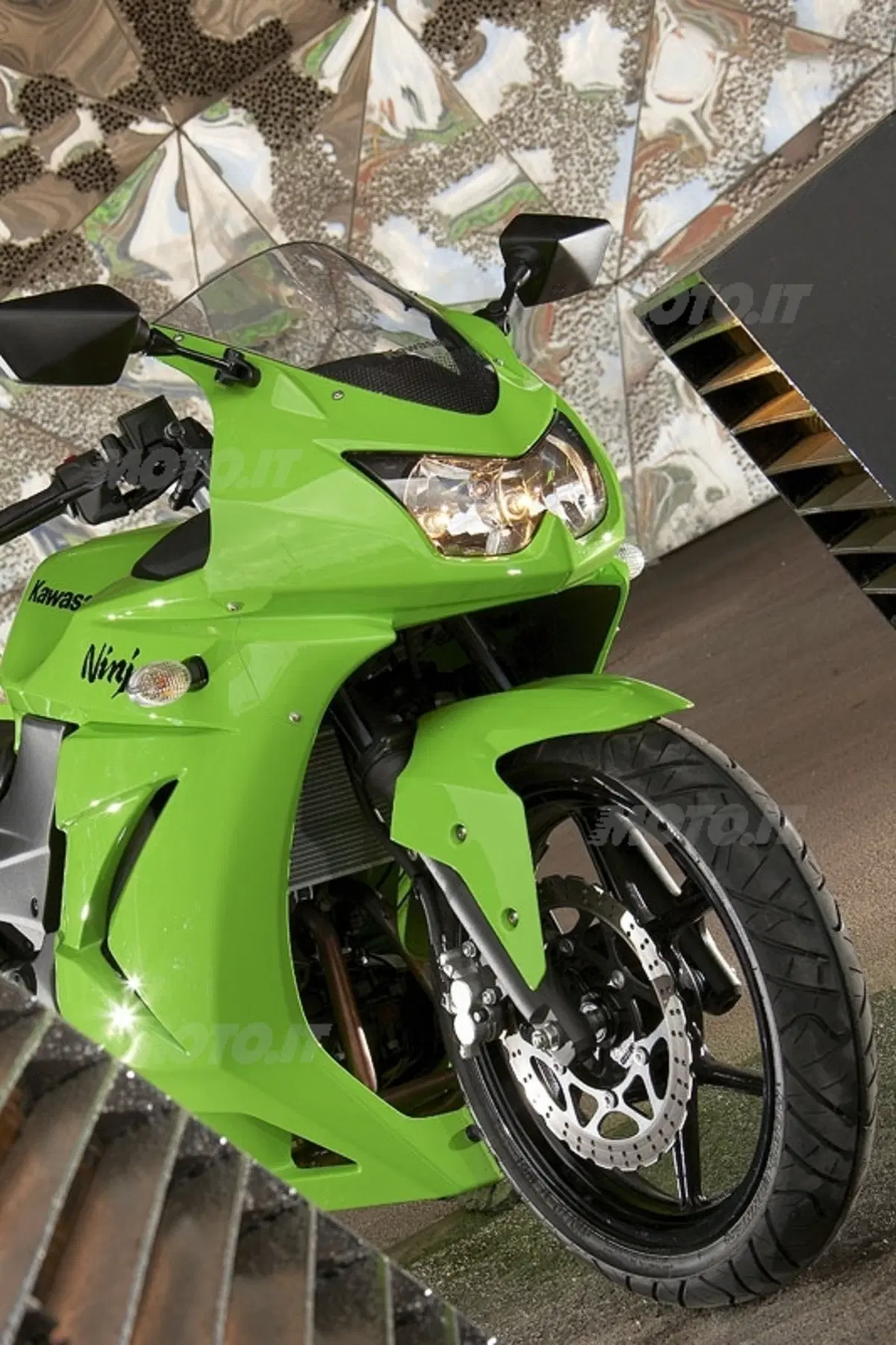 KAWASAKI Ninja 250R (6)