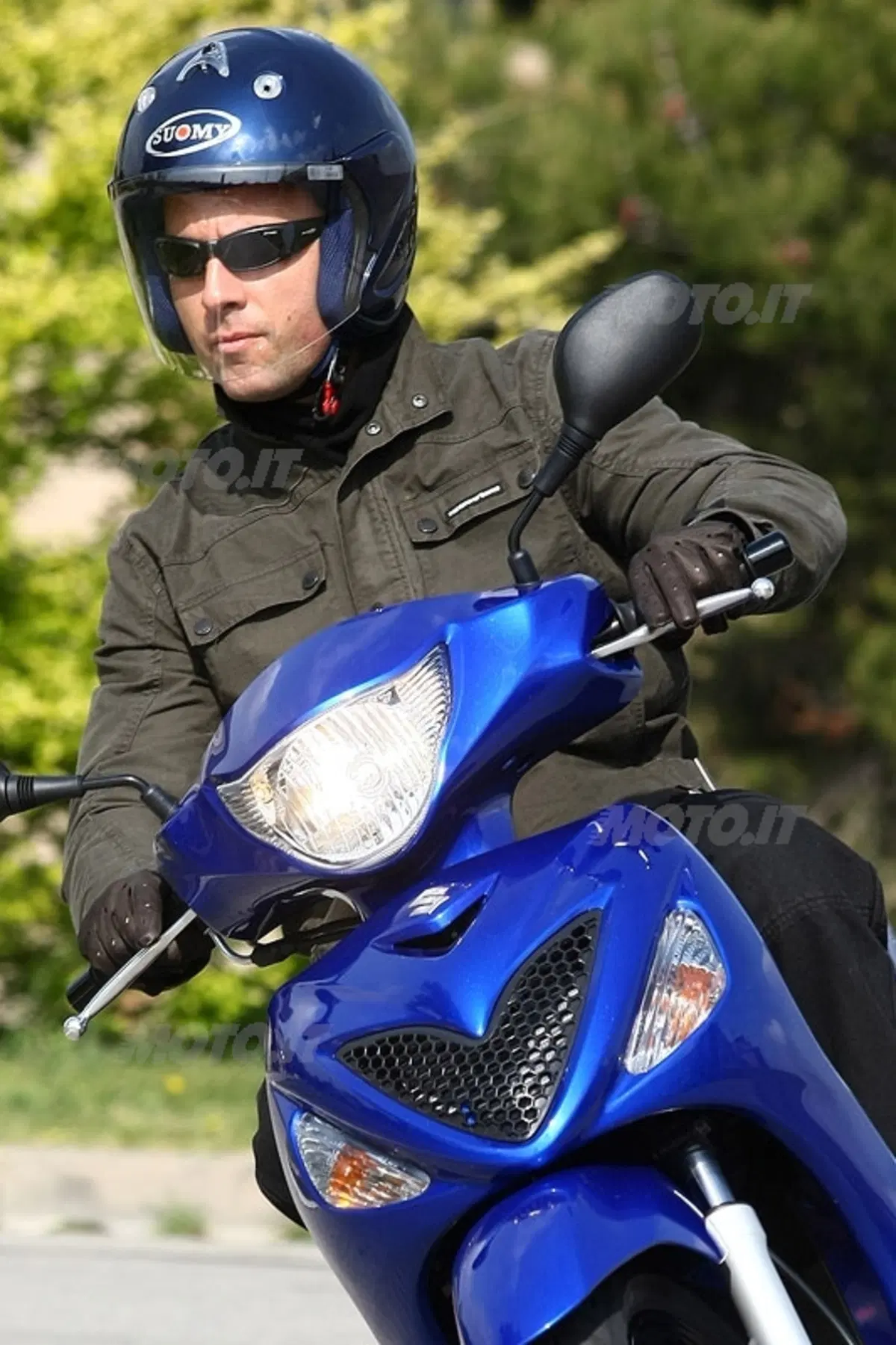 SUZUKI Sitxteen 125 e 150 (14)