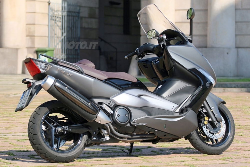 YAMAHA T-Max 500