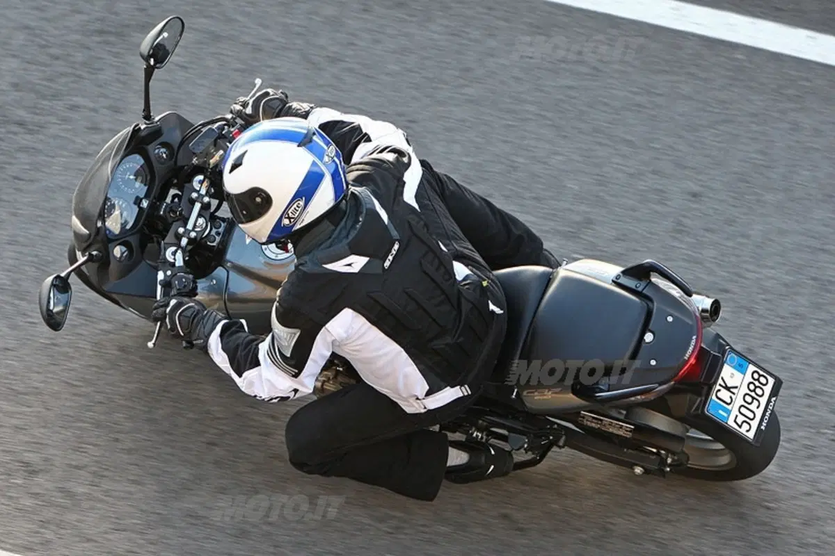 HONDA CBF 600 S (11)