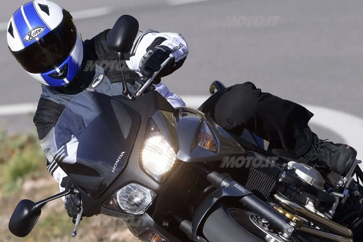 HONDA CBF 600 S (12)