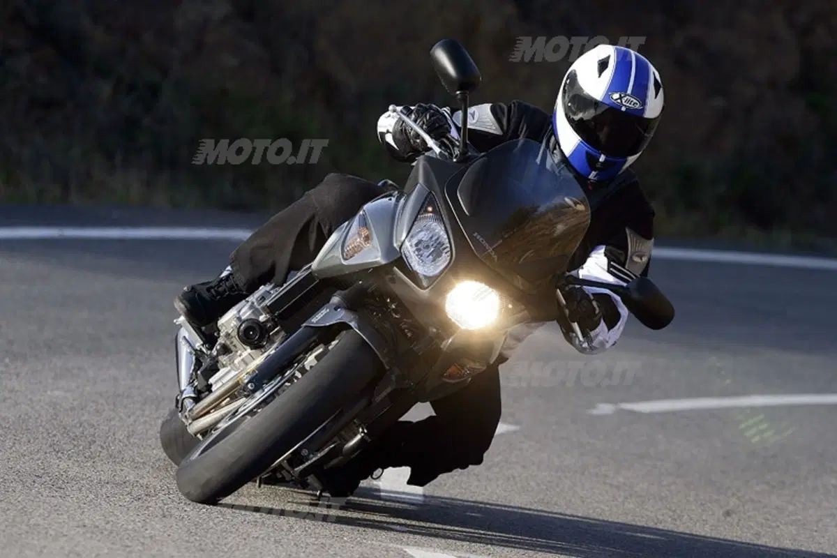 HONDA CBF 600 S (14)