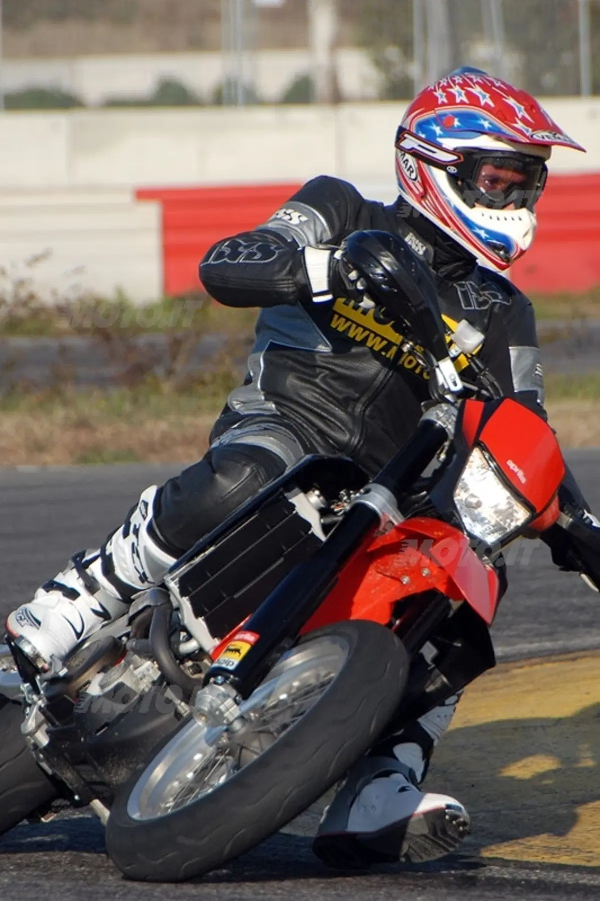 APRILIA SXV 450-550 (11)