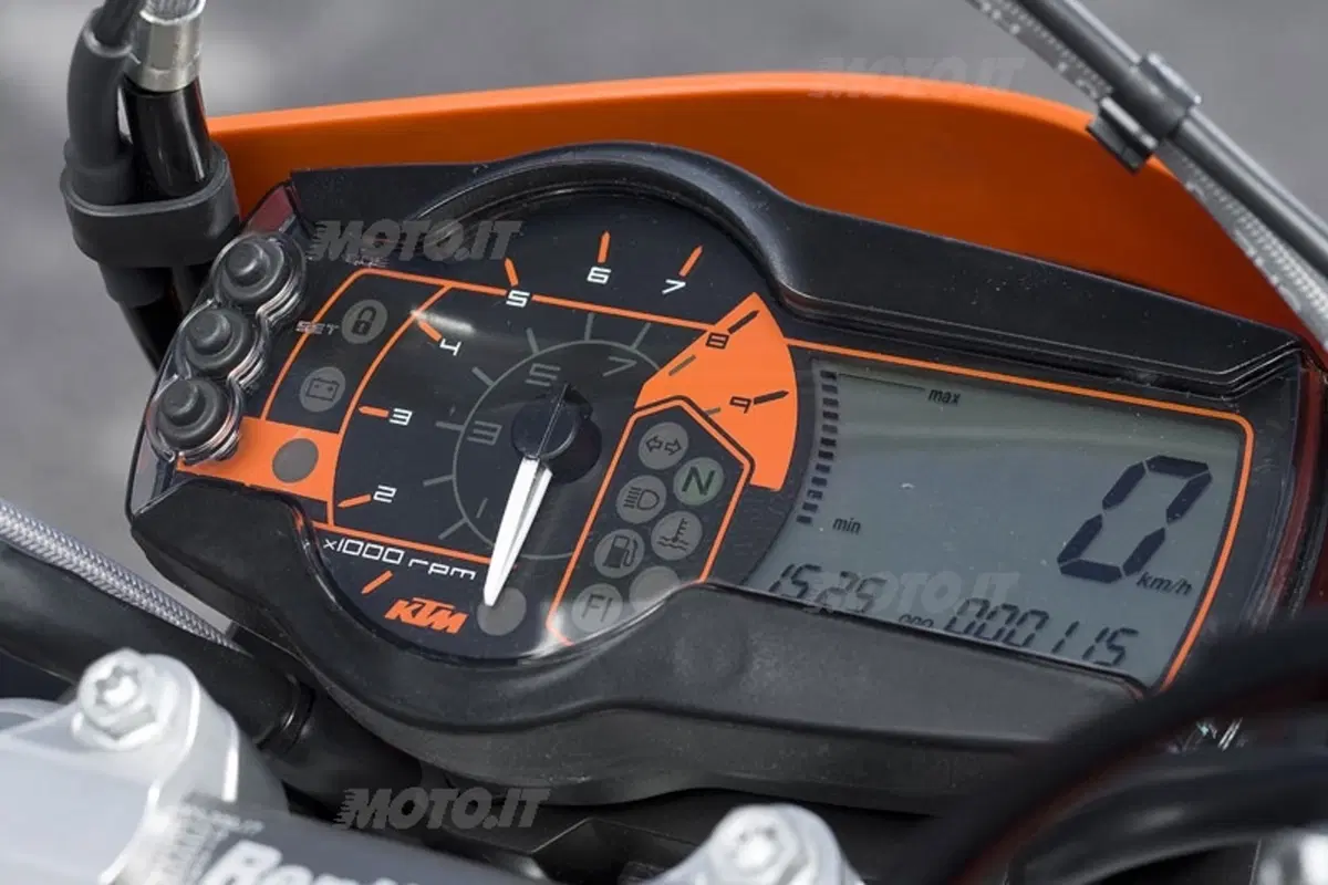 KTM 690 SMC e 690 Enduro (4)